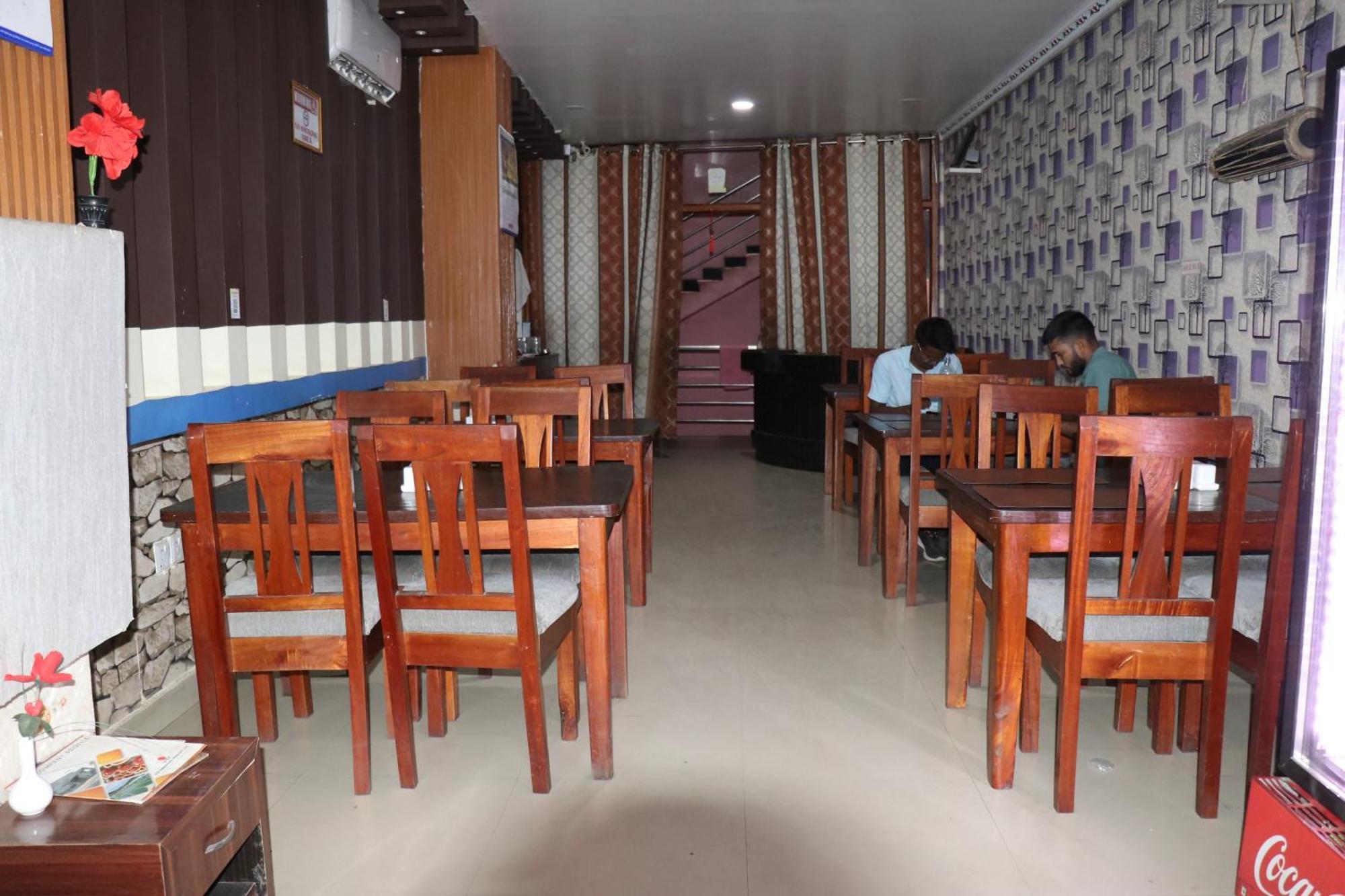 Hotel Megha Heritage Surkhet 外观 照片