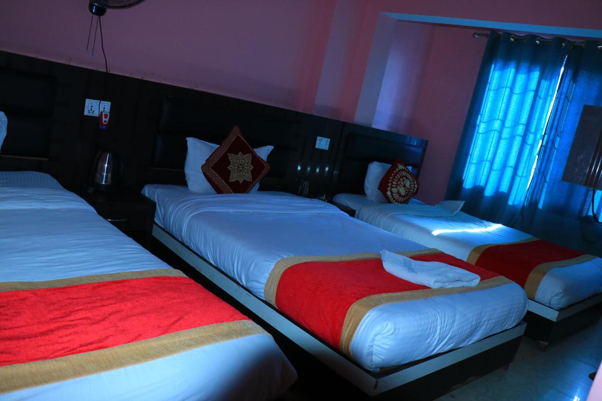 Hotel Megha Heritage Surkhet 外观 照片